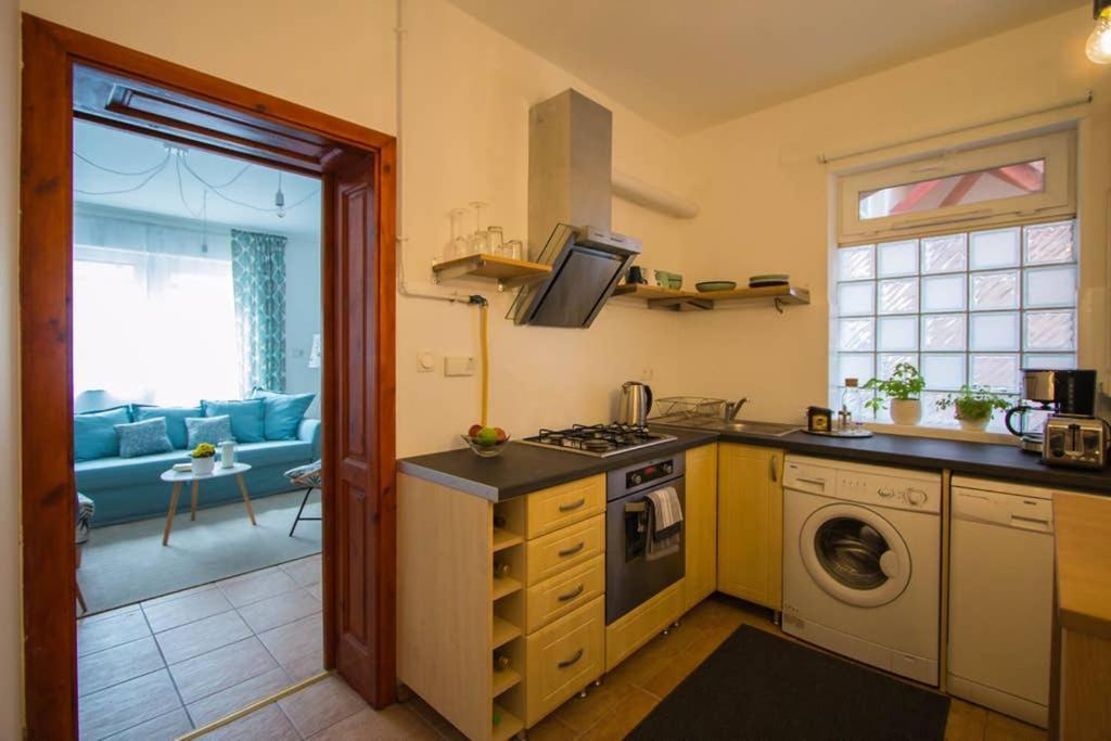 Teubel Apartman 2 Székesfehérvár Eksteriør billede