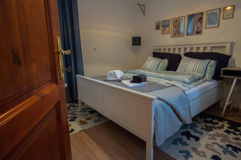 Teubel Apartman 2 Székesfehérvár Eksteriør billede
